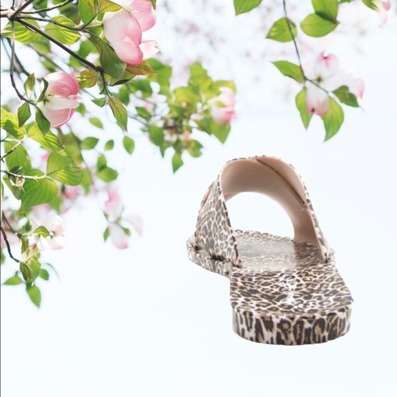 Open Toe Jelly Sandals Leopard Print Qupid - Picture 3 of 4